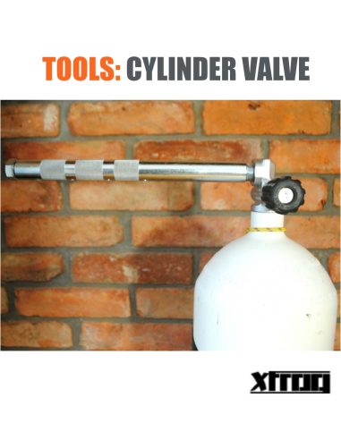 Service wrench for diving cylinder valve with "silencer"