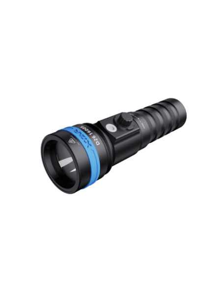 Lampe de plongée XTAR D26 1600 + Poignée Goodman (1600lm, 100m) | Diving-Store.eu